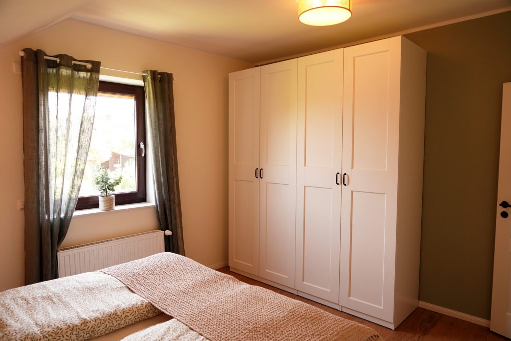 Ferienwohnung-am-Binnenwasser-Schlafzimmer-3